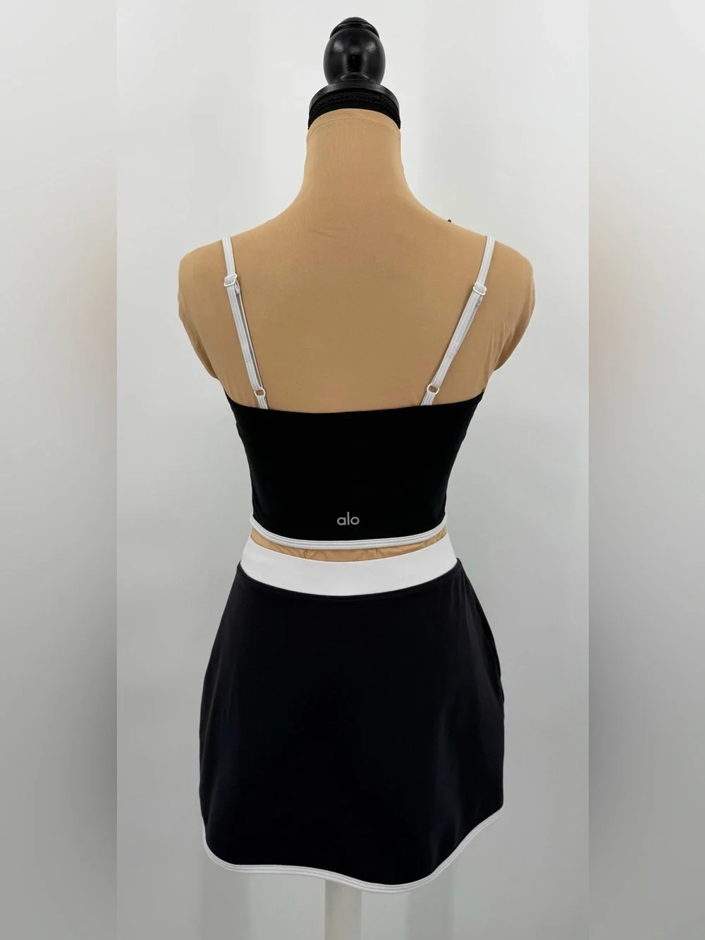 Alo yoga black white airbrush streamlined matching bra tank & skirt set S/XS